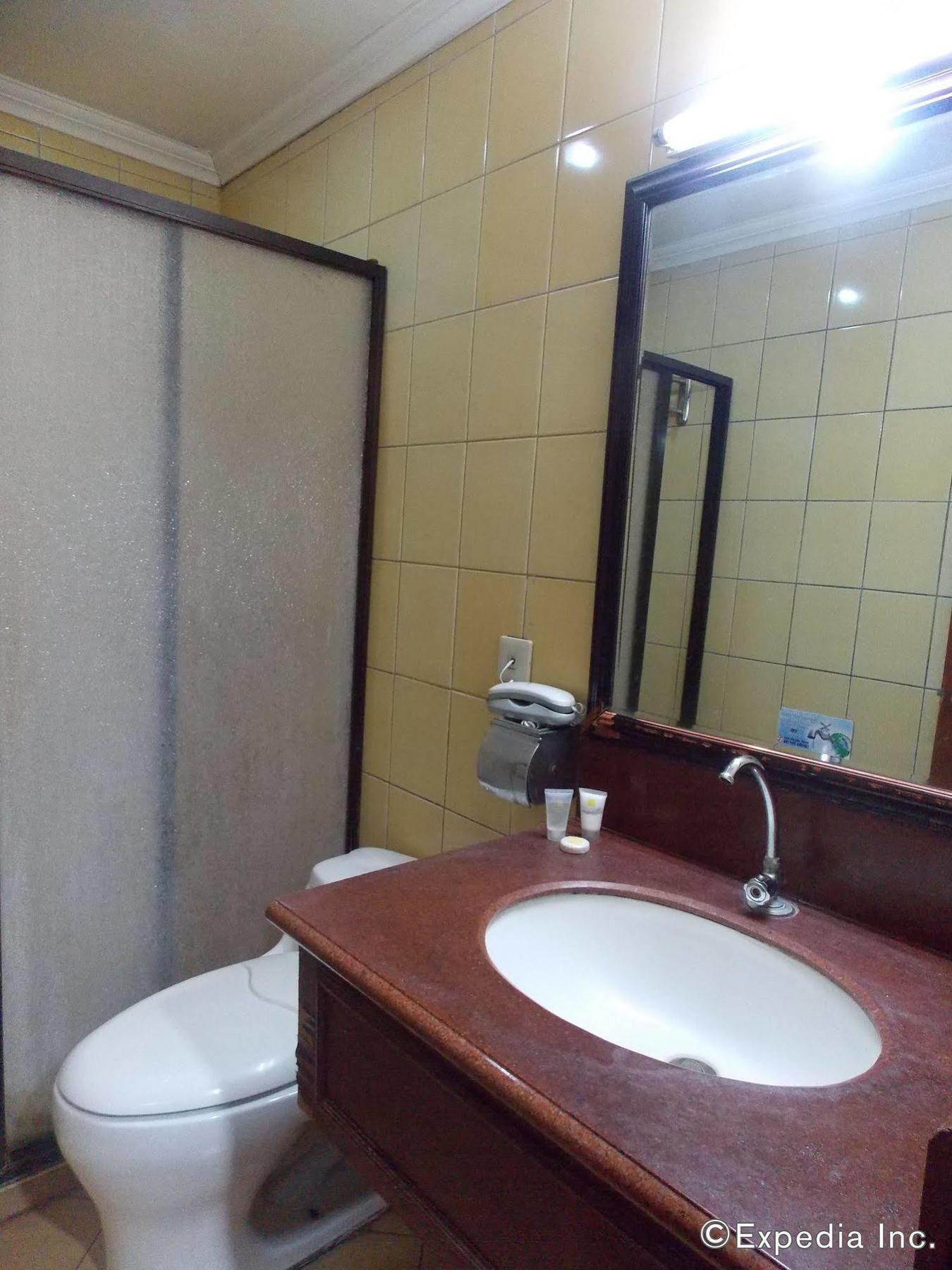 Grand Regal Hotel Bacolod Eksteriør billede